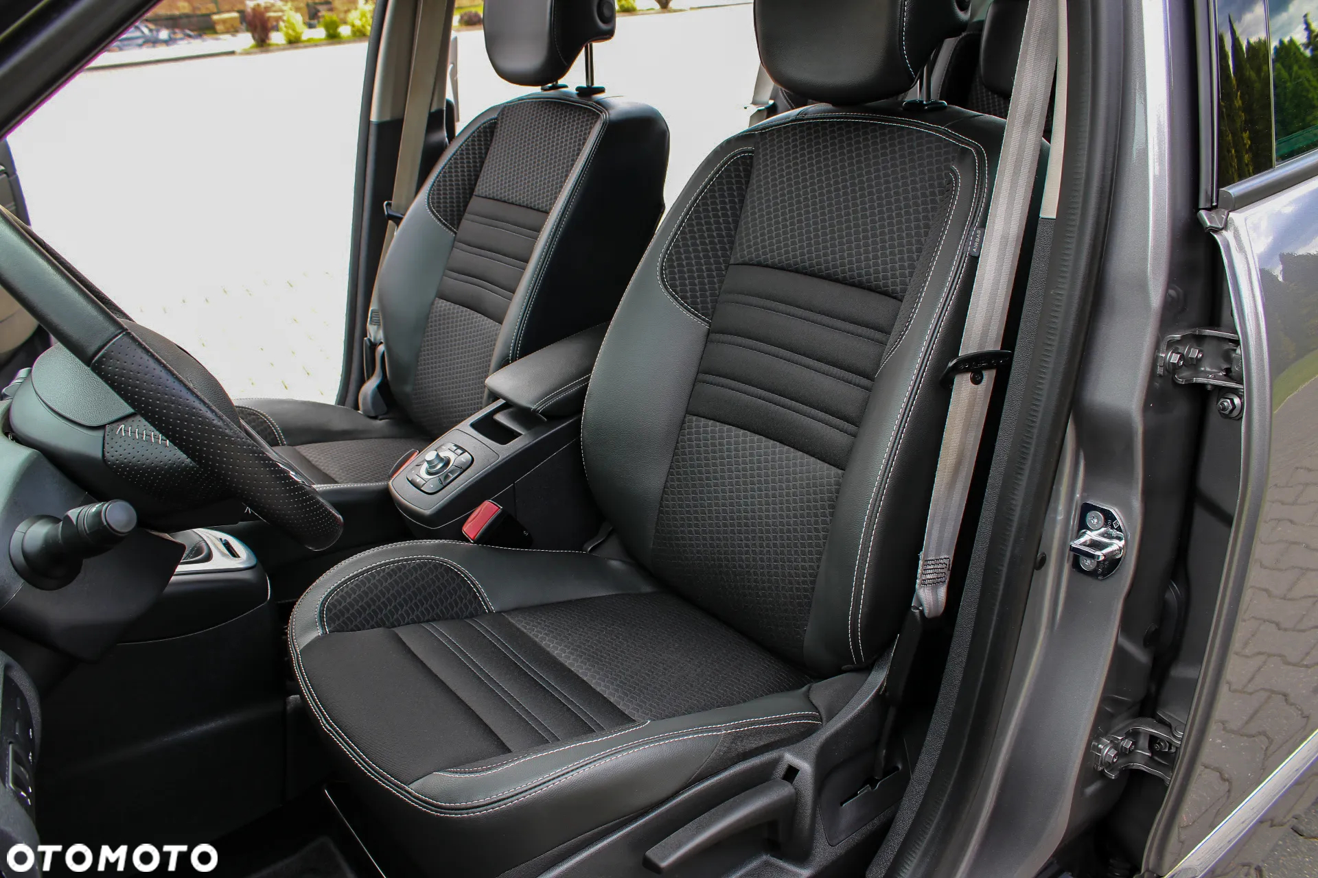 Renault Scenic 1.2 TCe Energy Bose Edition - 31