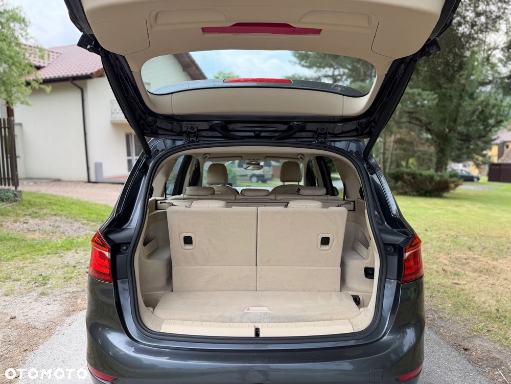 BMW Seria 2 218d Sport-Aut Luxury Line - 36