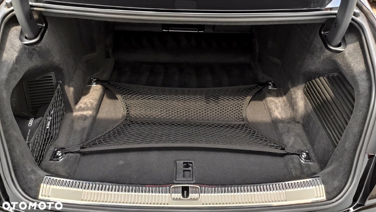 Audi A8 - 11