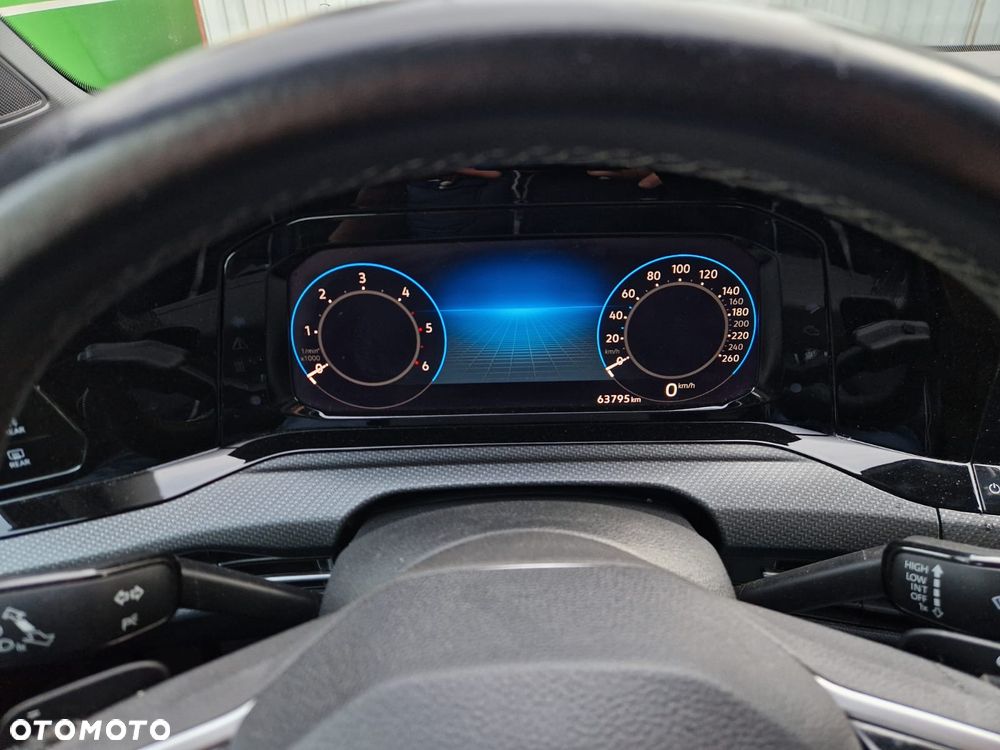 Volkswagen Golf - 18