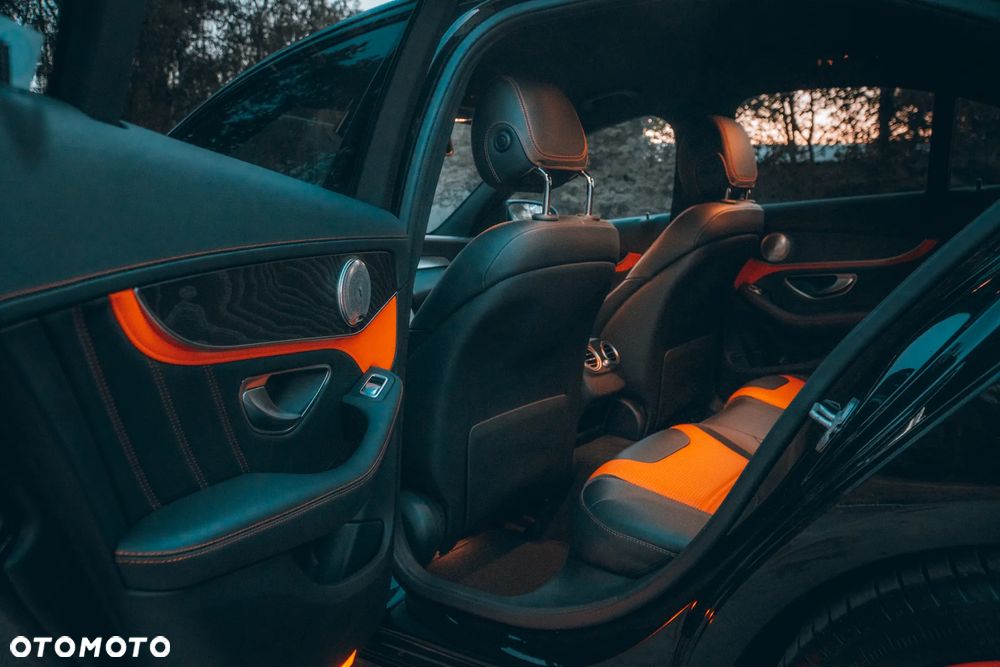 Mercedes-Benz Klasa C AMG 63 S AMG Speedshift 7G-MCT - 26