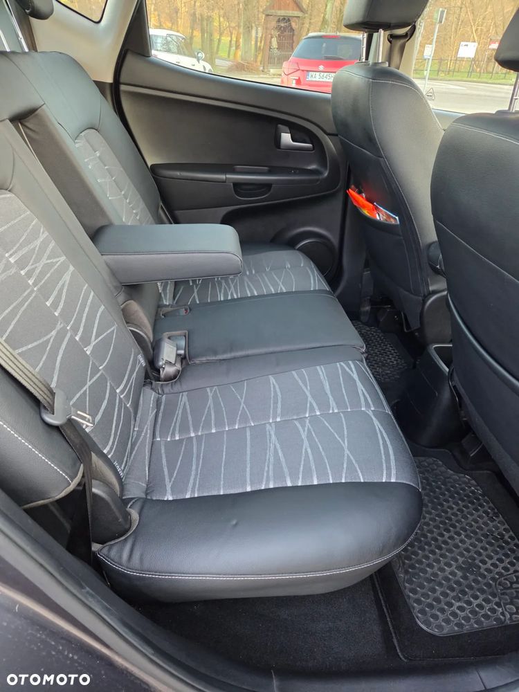 Kia Venga 1.6 CVVT Titanium Collection - 20