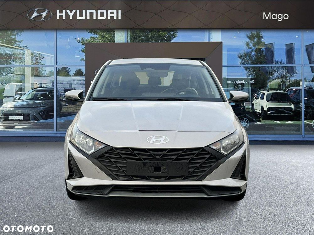 Hyundai i20 1.2 Modern - 8