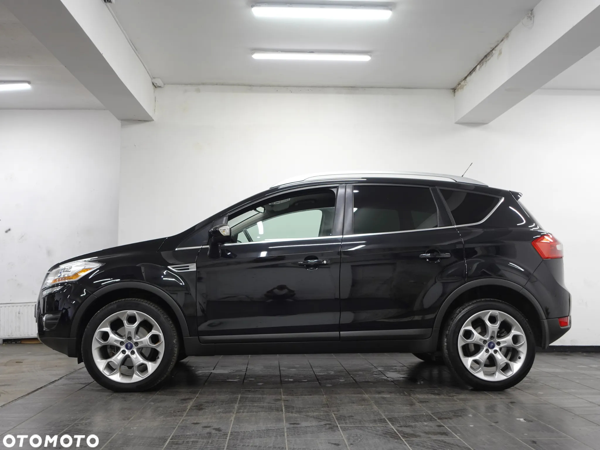 Ford Kuga 2.0 TDCi 4WD Titanium - 5