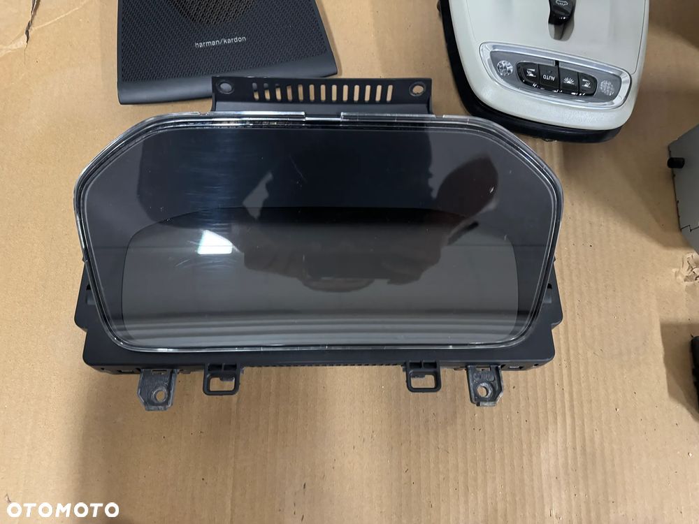 VOLVO XC60 II XC90 II S90 II LICZNIK ZEGAR 32233787AC