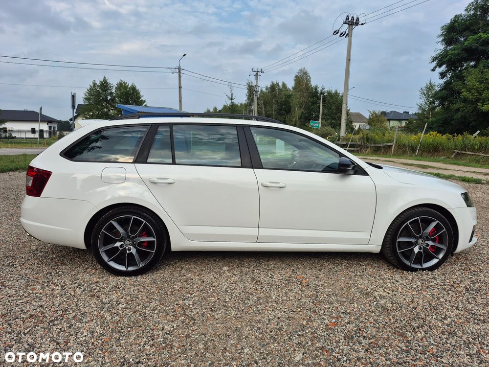 Skoda Octavia 2.0 TDI RS DSG - 25