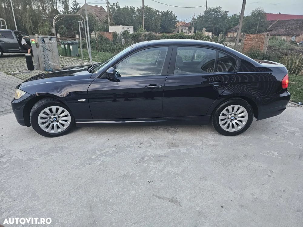 BMW Seria 3 318d DPF - 11