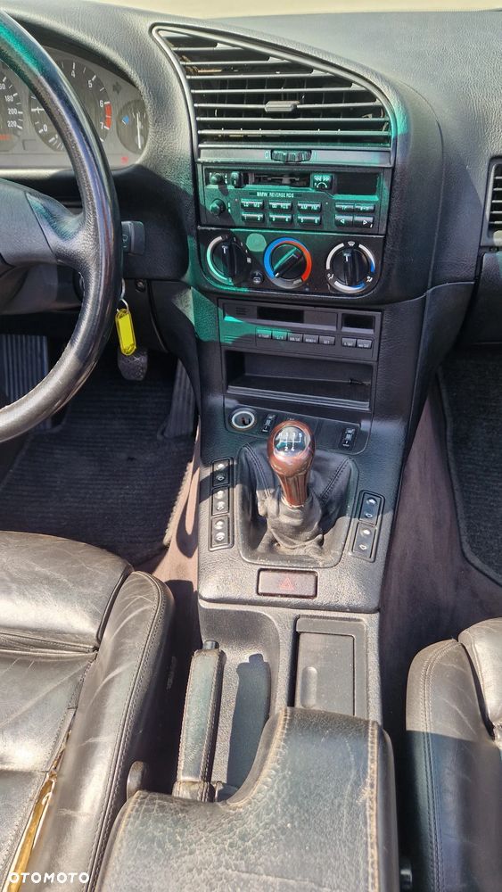 BMW Seria 3 - 17