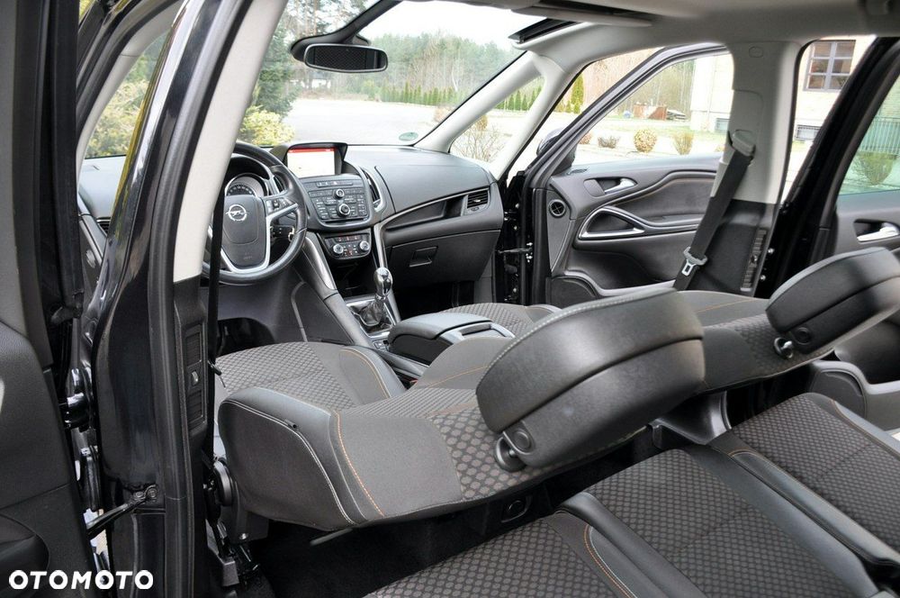 Opel Zafira - 28