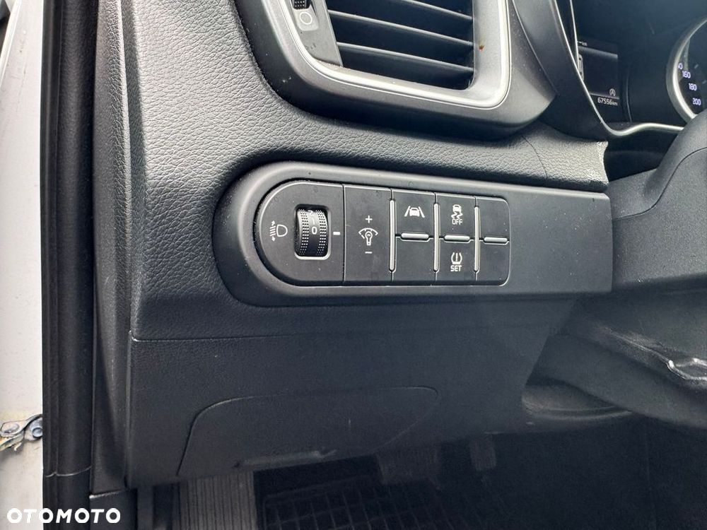 Kia XCeed 1.5 T-GDI M DCT - 9