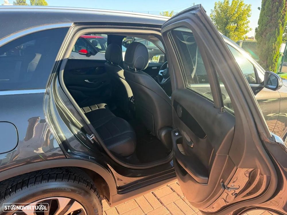 Mercedes-Benz GLC 300 de Coupe 4Matic 9G-TRONIC Exclusive - 23