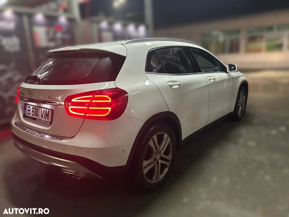 Mercedes-Benz GLA 220 CDI 4MATIC Aut. - 14