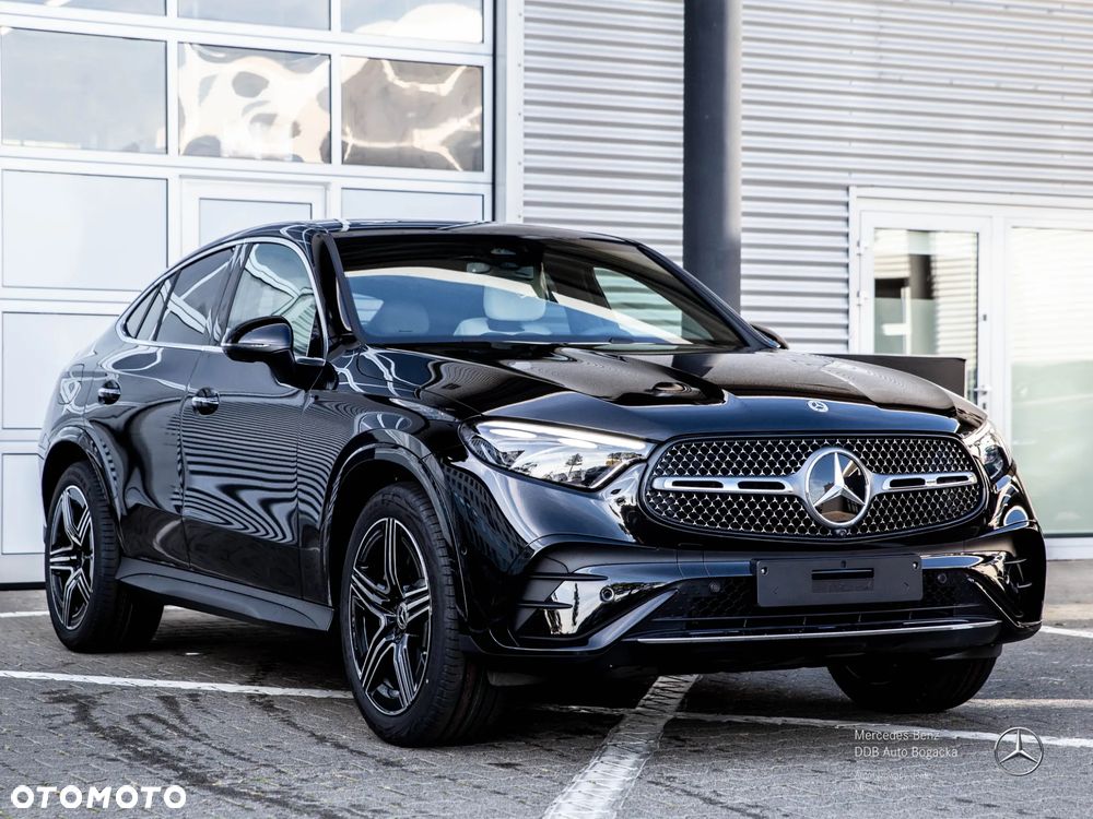Mercedes-Benz GLC 220 d mHEV 4-Matic AMG Line - 4