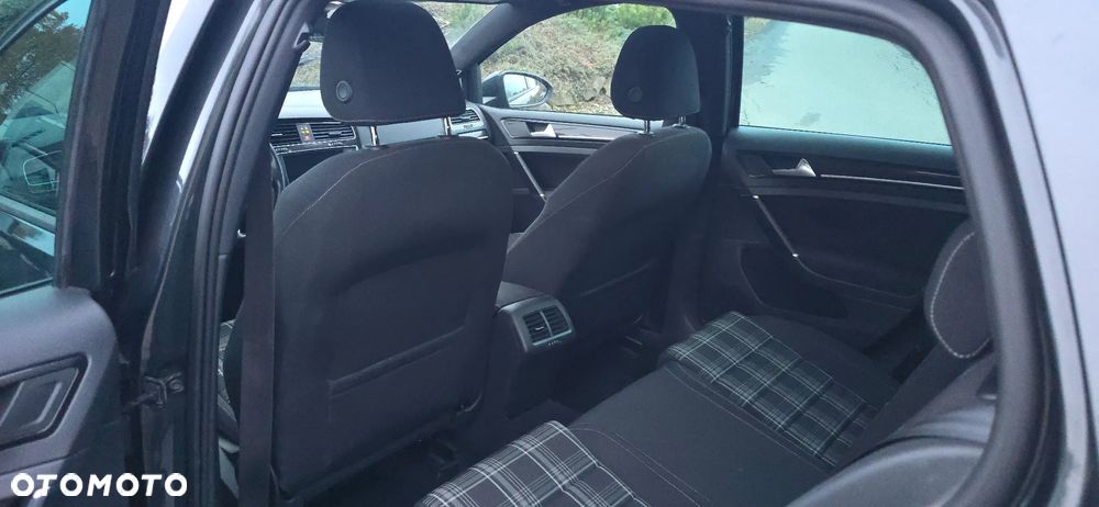 Volkswagen Golf GTD 2.0 TDI SCR DSG - 24