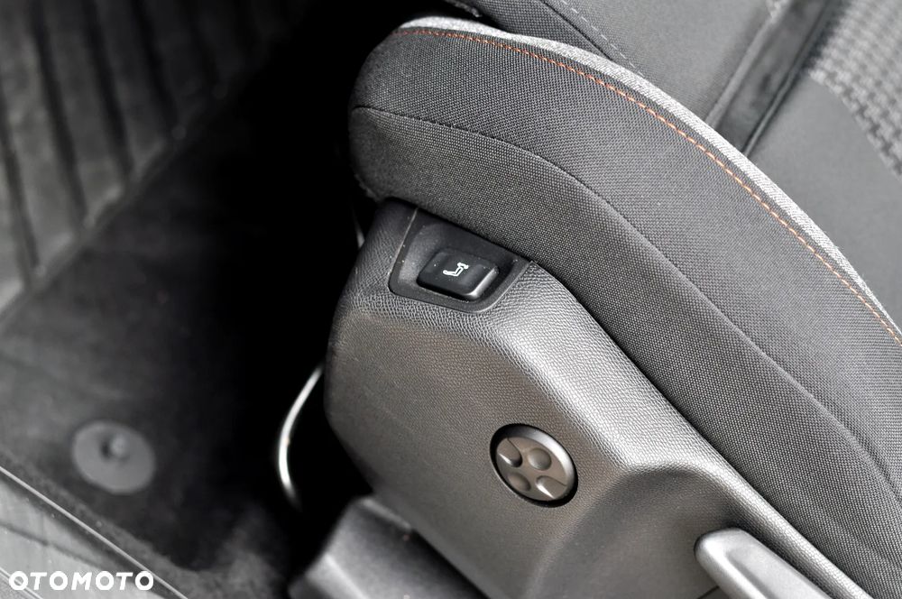 Peugeot 3008 BlueHDi 130 Stop & Start Active Pack - 16