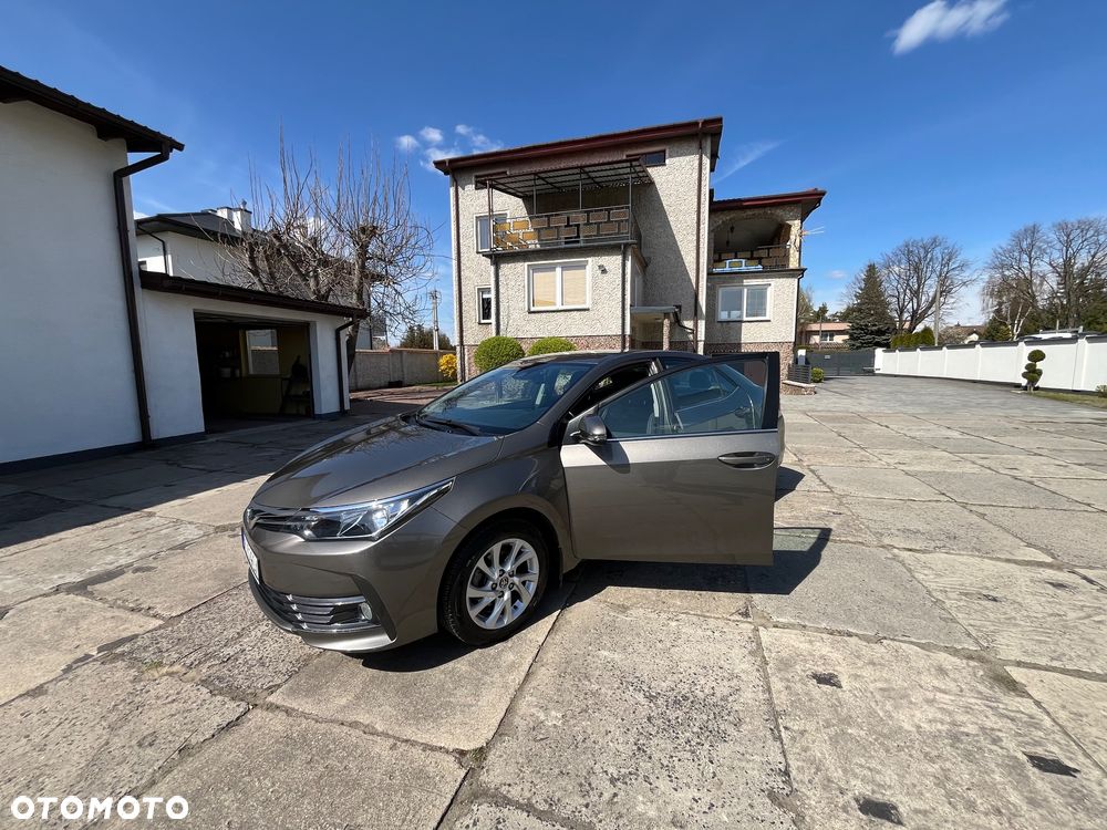 Toyota Corolla 1.6 Comfort - 13