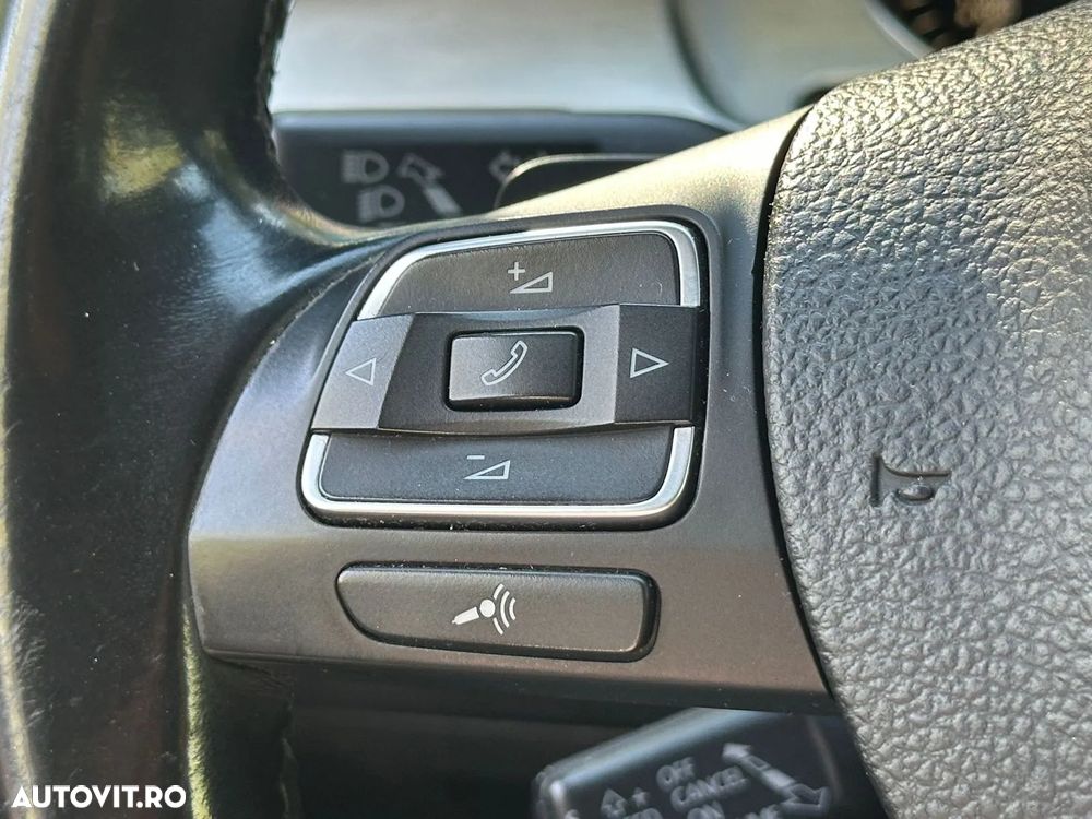 Volkswagen Passat - 21