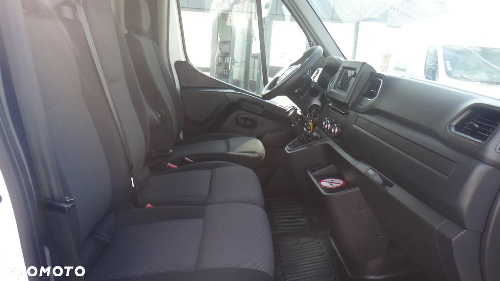 Renault Master - 10