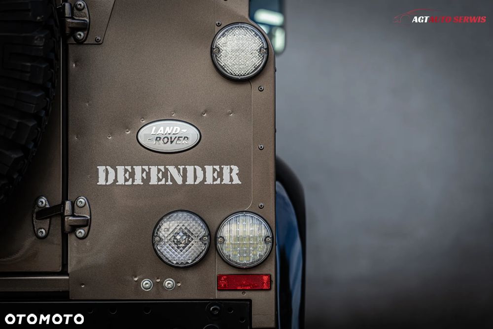 Land Rover Defender 90 2.4 TD4 SE - 19