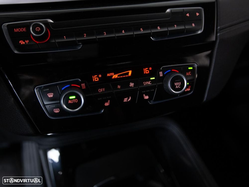 BMW X1 18 d sDrive xLine Auto - 16