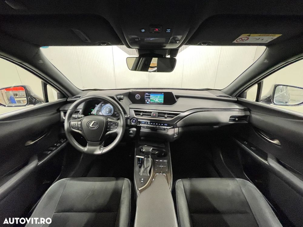 Lexus UX 250h Business Edition - 6