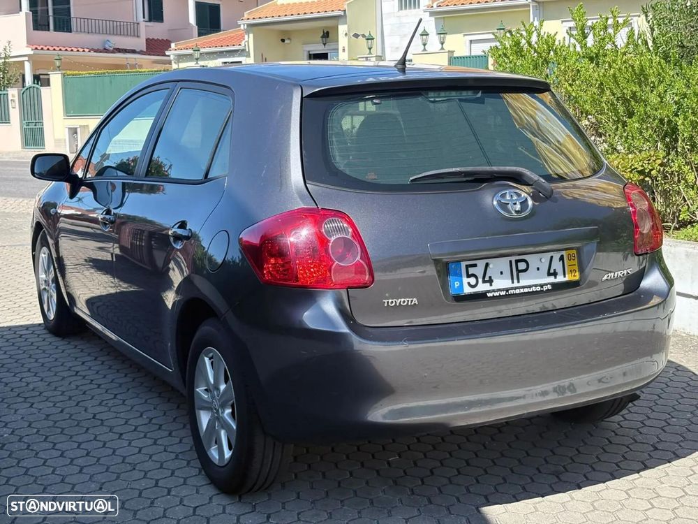 Toyota Auris 1.4 D-4D Sol - 22