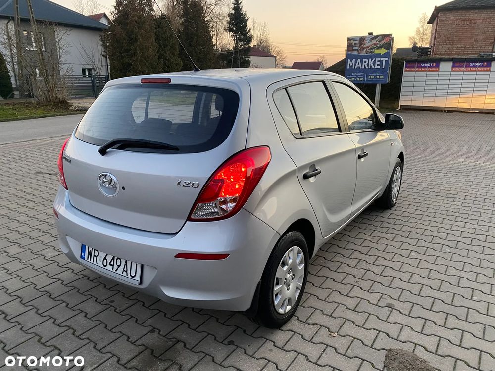 Hyundai i20 - 8