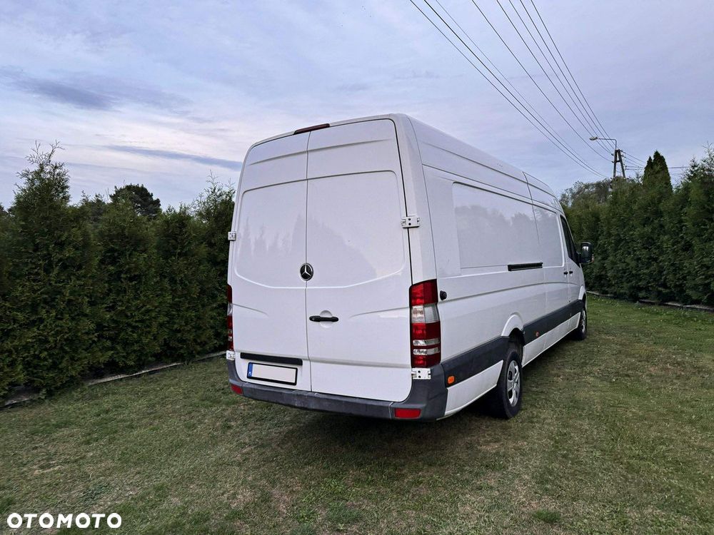 Mercedes-Benz Sprinter - 5