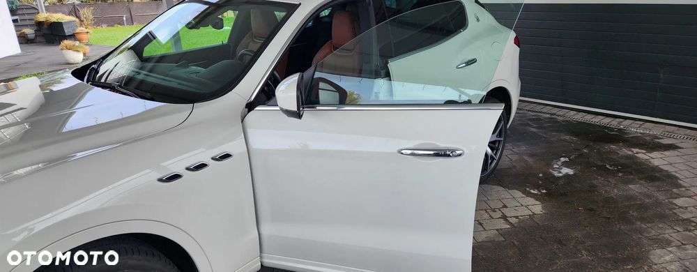 Maserati Levante Diesel Granlusso - 31
