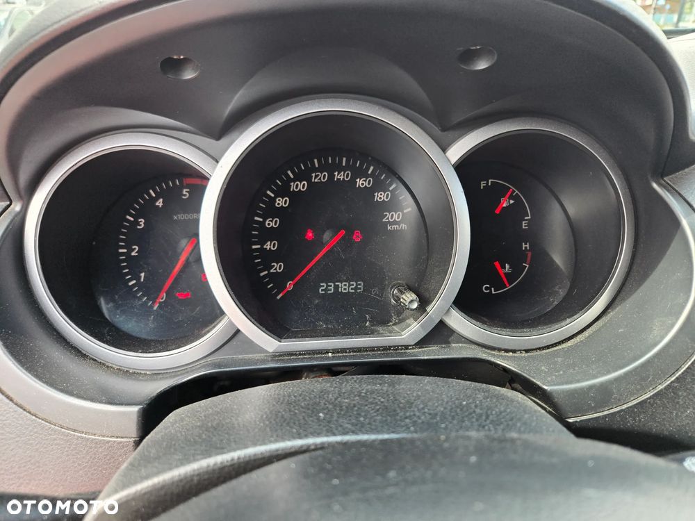 Suzuki Grand Vitara 1.9 DDiS Comfort - 16