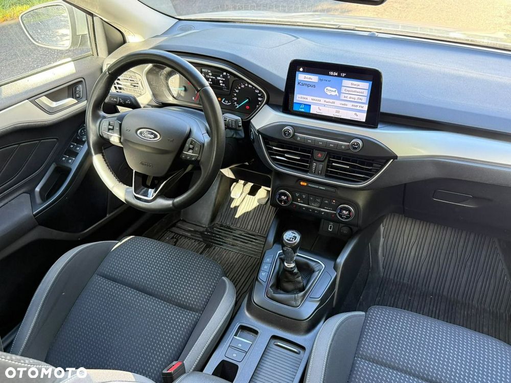 Ford Focus SW 1.0 EcoBoost Trend Edition - 28