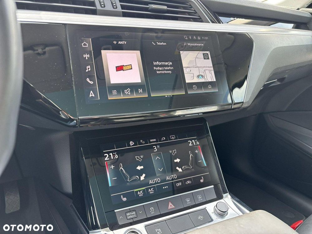 Audi e-tron - 26