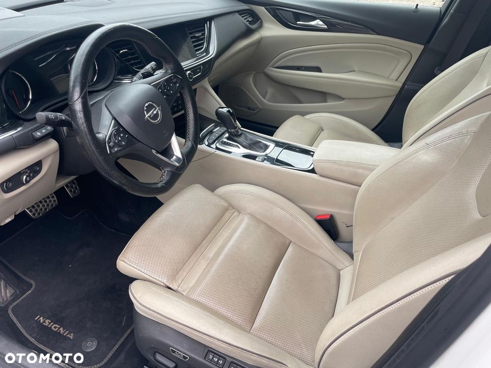 Opel Insignia 2.0 T 4x4 Exclusive S&S - 6
