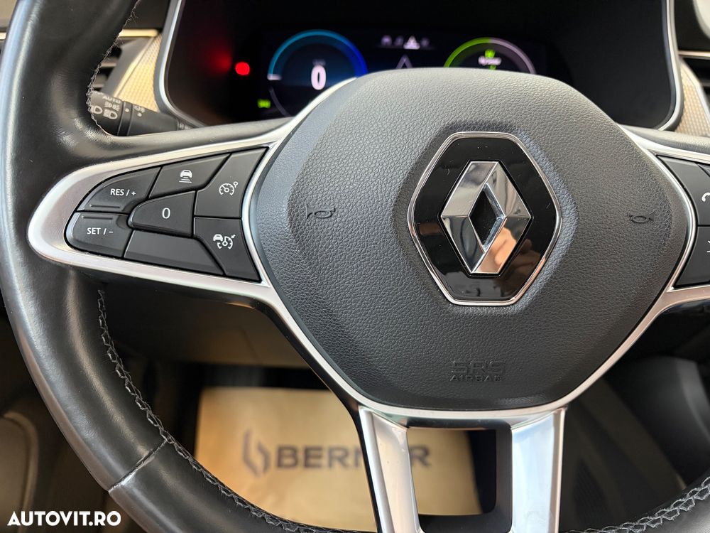 Renault Arkana E-TECH 145 Evolution - 21