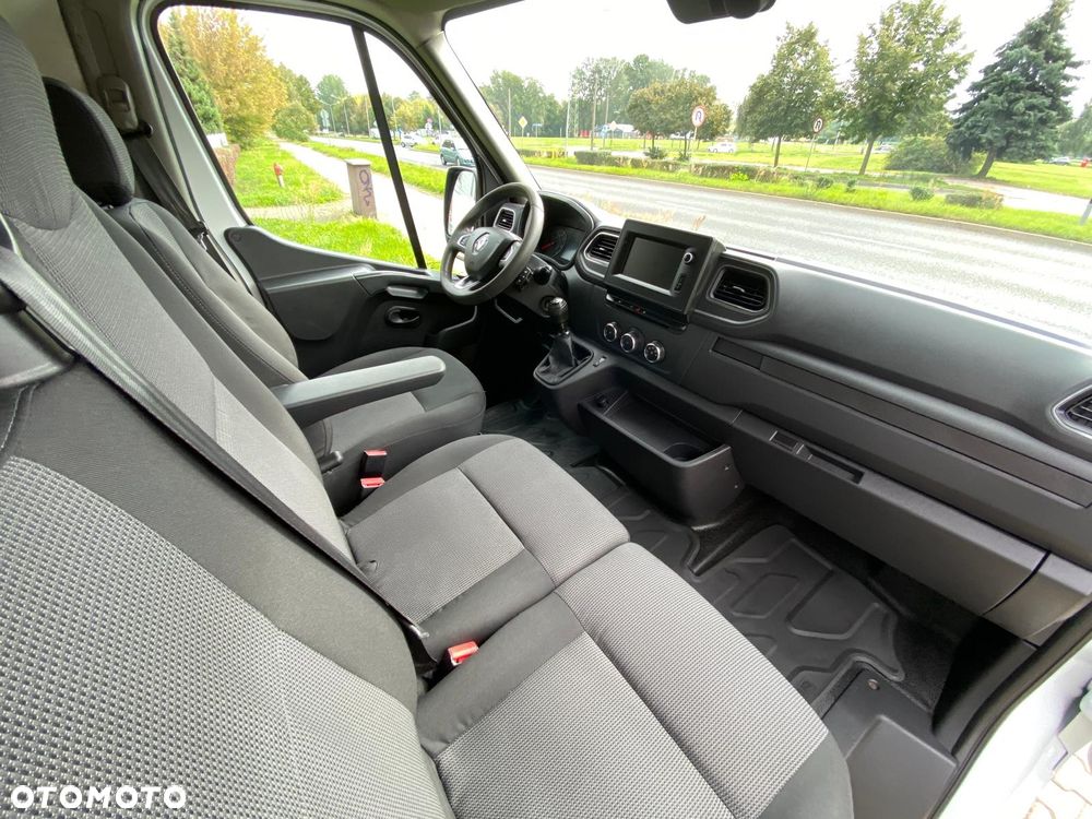 Renault MASTER 2,3 DCI 136 KM L2H2 ŚREDNIAK serwis ASO Renault - 36