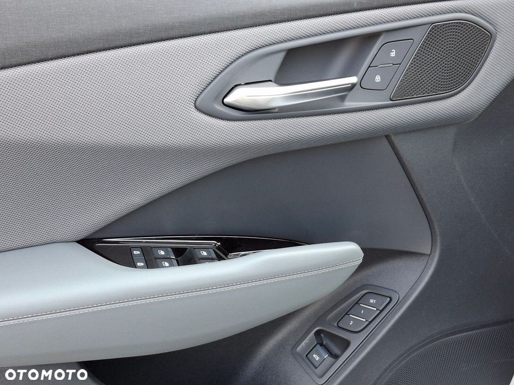 Audi Q3 Sportback - 9