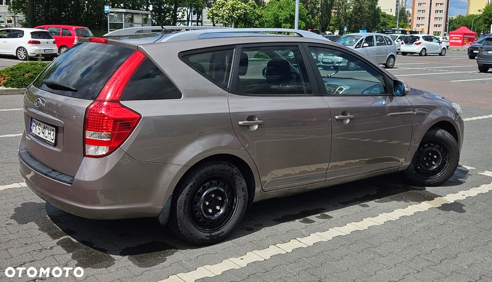 Kia Ceed 1.6 Comfort - 2