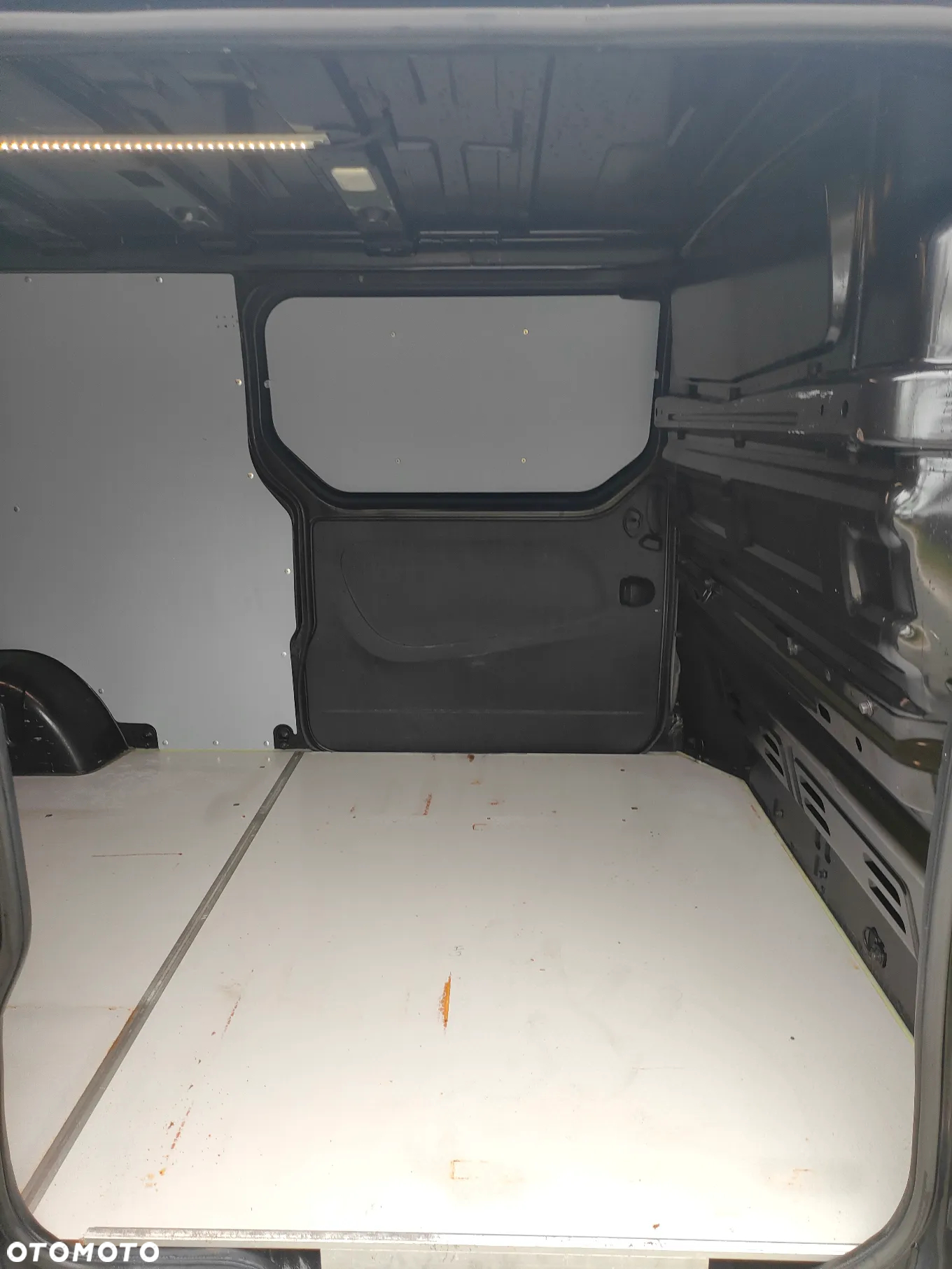 Renault TRAFIC 2019r 1,6 DCI 125KM L2H1 LONG EURO VI DUBEL DRZWI - 30
