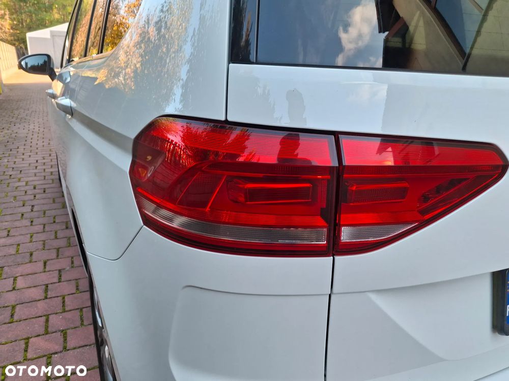 Volkswagen Touran 2.0 TDI BMT Highline DSG - 14