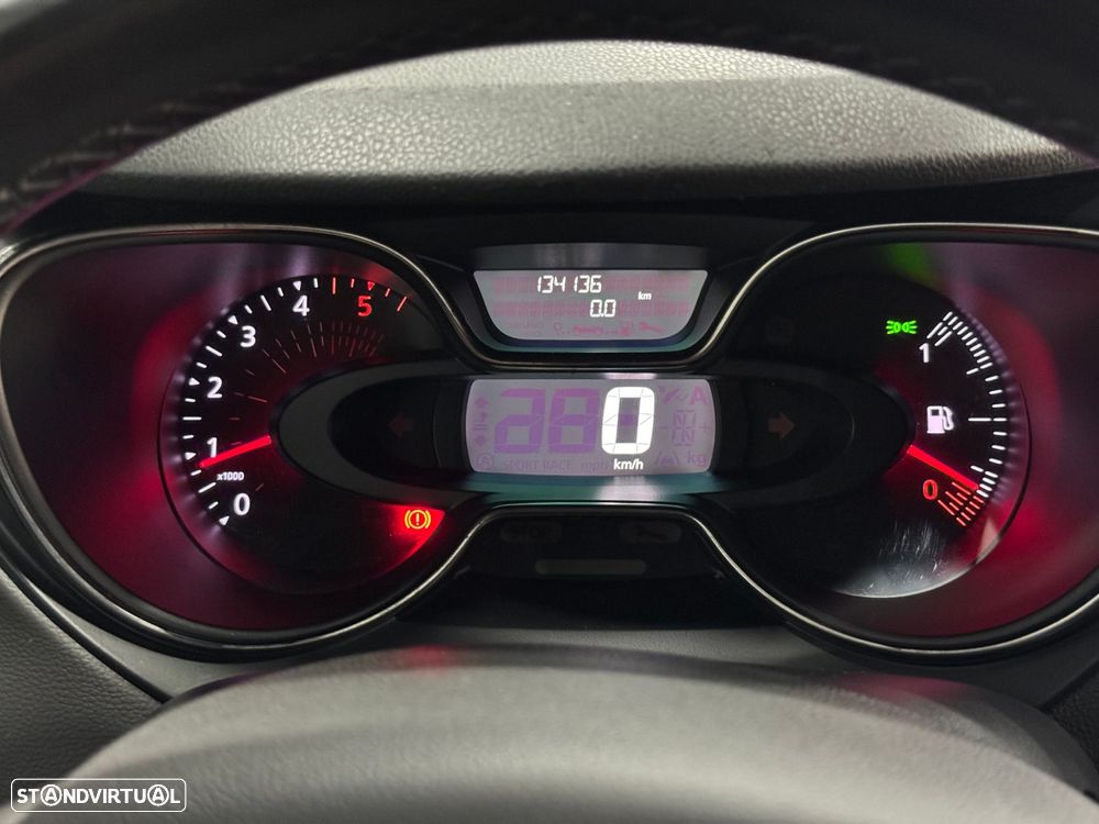 Renault Captur 1.5 dCi Exclusive - 26