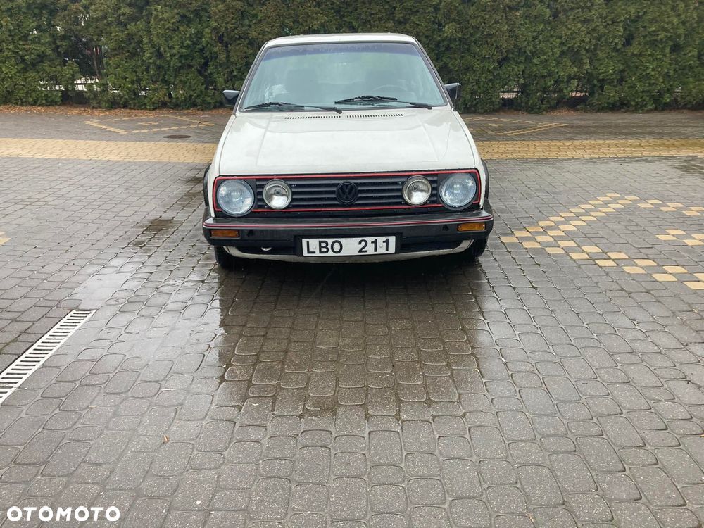 Volkswagen Golf 1.8 16V GTI - 1