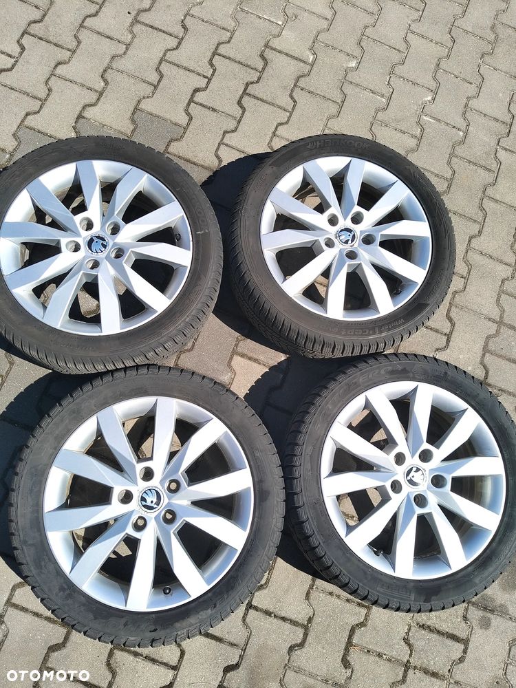 Felgi Skoda 17 cali. 5E0601025N - 1