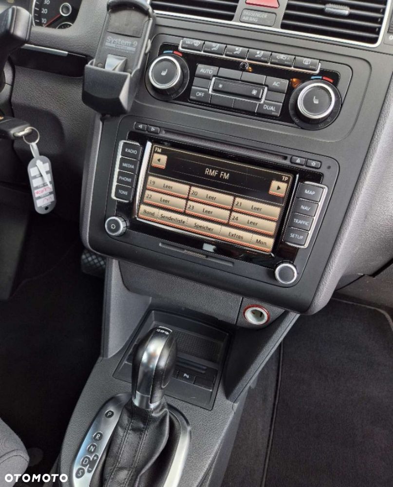 Volkswagen Touran - 13