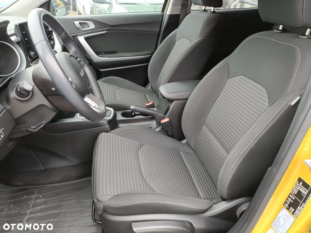 Kia XCeed 1.5 T-GDI M - 10