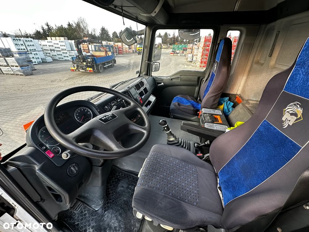 MAN TGA 33.400 - 12