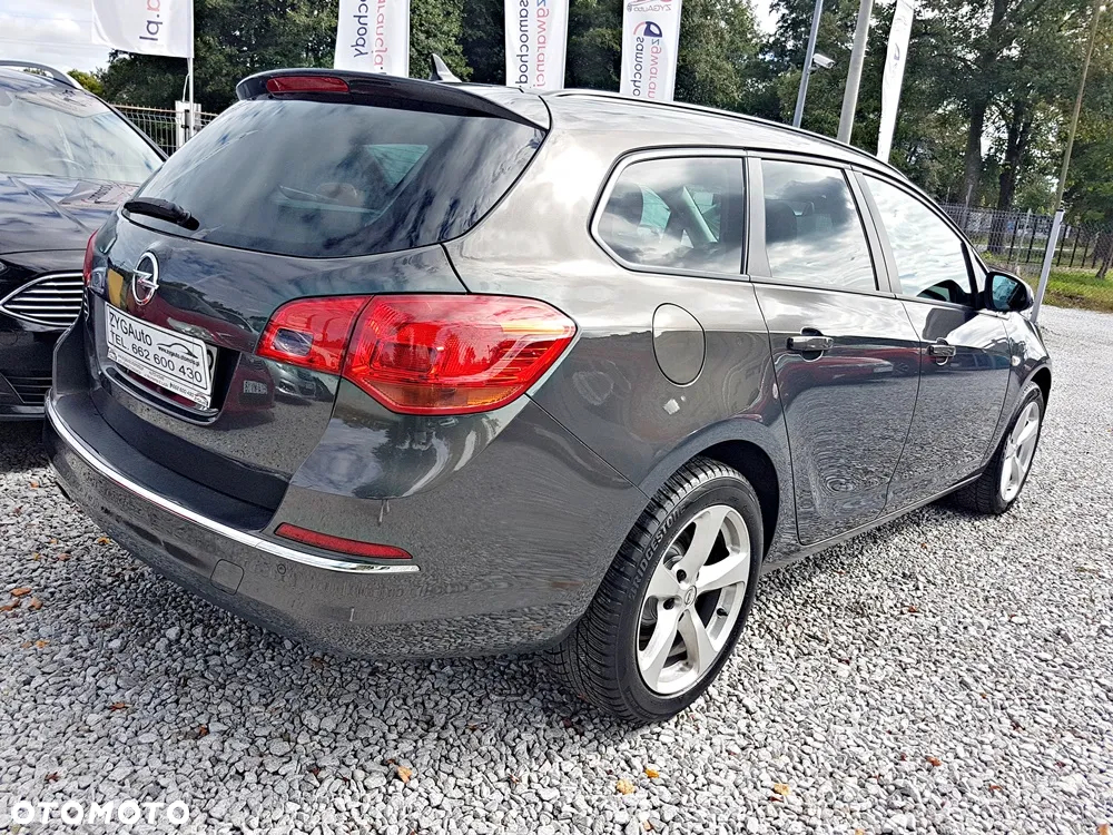 Opel Astra 2.0 CDTI Exklusiv - 33