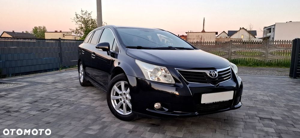 Toyota Avensis 2.0 Prestige NAVI - 20