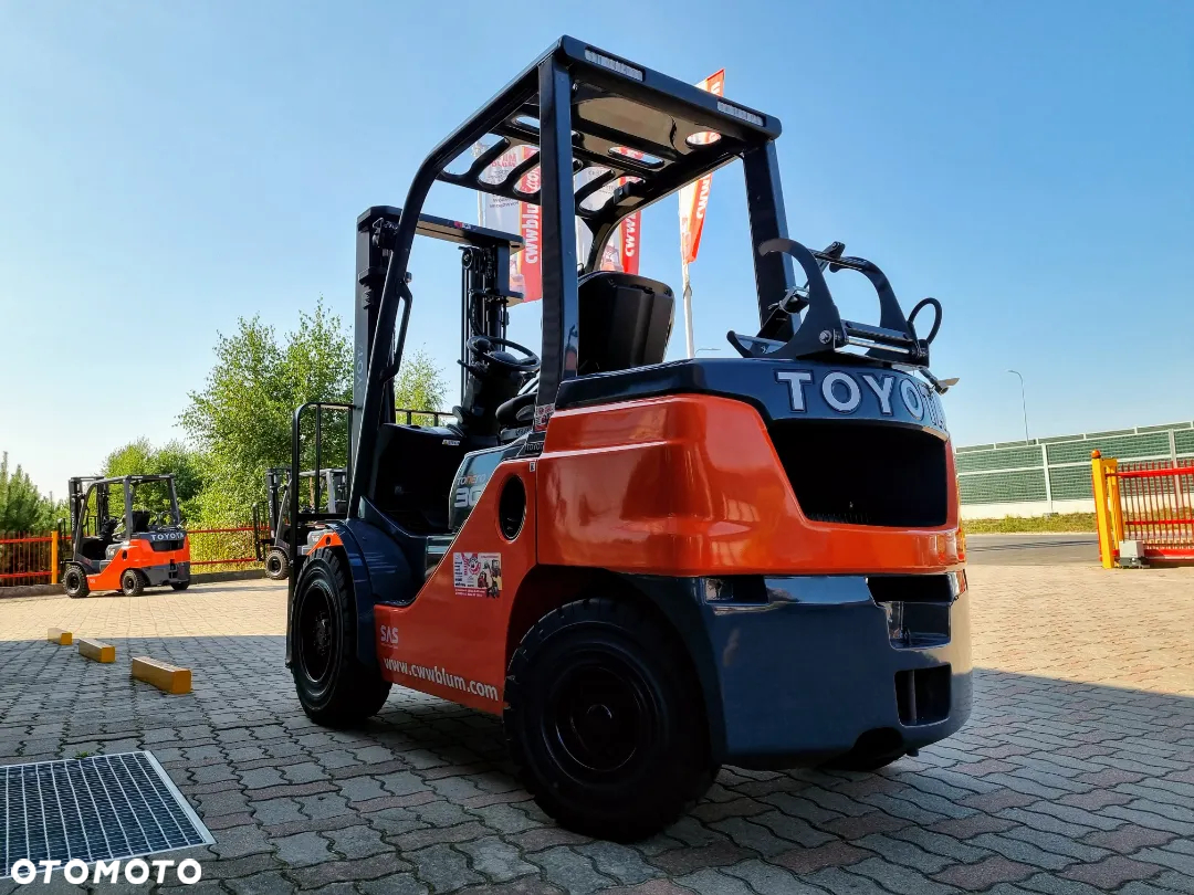 Toyota 02-8FGF30 - 5
