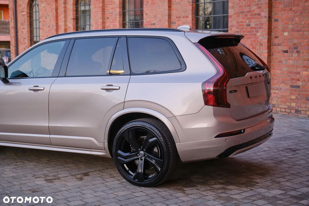Volvo XC 90 B5 D AWD Ultimate Dark 7os - 6