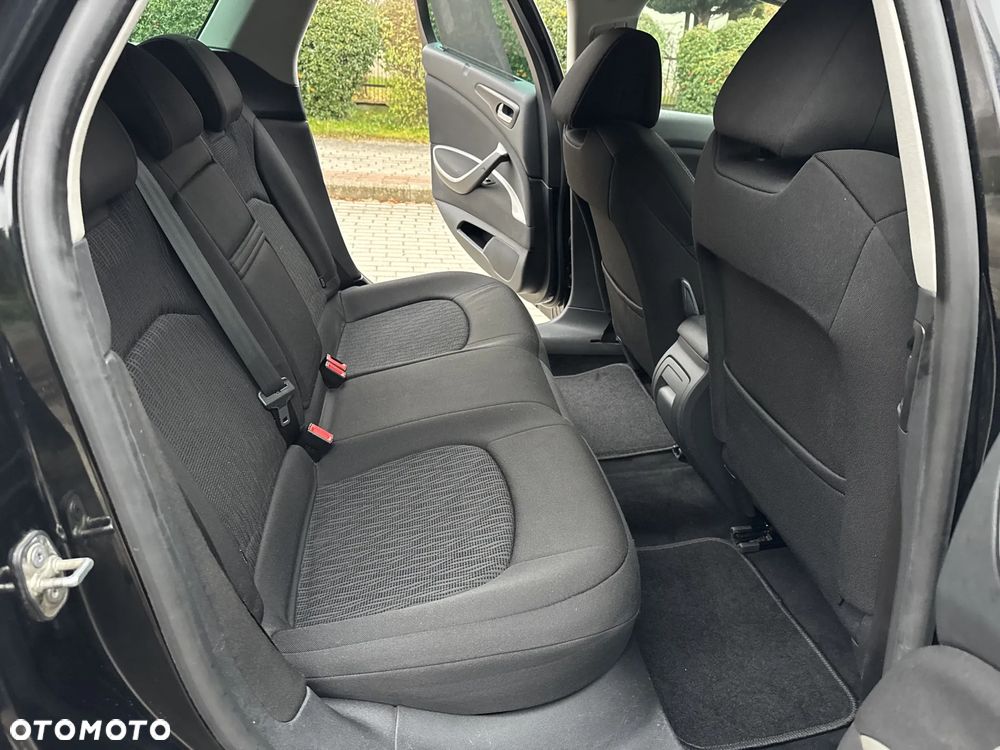 Citroën C5 HDi 165 FAP Confort - 37